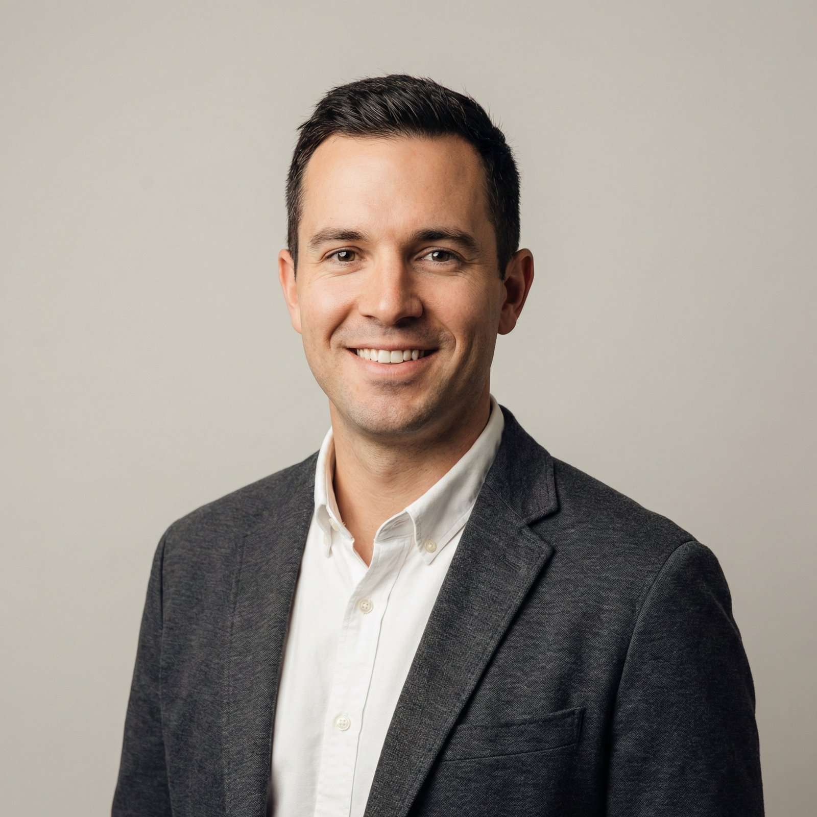 抖阴制片人专家